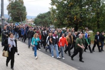 Radikálov v Krásnohorskom Podhradí zastavili ťažko