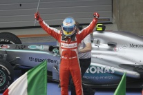 Víťazom Veľkej ceny Číny je Alonso