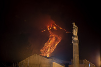 Sicílska sopka Etna opäť vybuchla