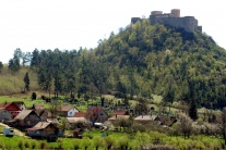 Rómska osada v Krásnohorskom Podhradí 