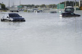 Emiráty poskytnú 544 miliónov dolárov na opravu domov po záplavách