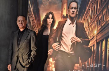 Tom Hanks sa po siedmich rokoch vracia do kín ako profesor Langdon