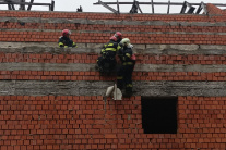 Taktické cvičenie hasičov z Prievidze vo Vyšehradn