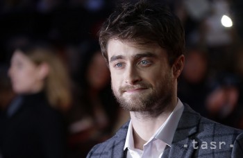 Daniel Radcliffe sa v novom filme stratí v džungli. Začne boj o život