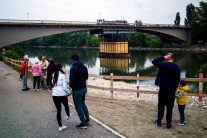 Vážsky most v Komárne bol uzavretý z dôvodu zaťažo