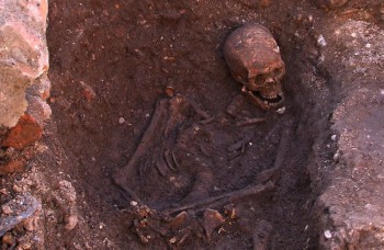 REKORD: Forenzní vedci zmenili dejiny,identifikovali 500-ročnú mŕtvolu