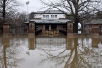 Niektoré zo štátov USA trápia záplavy