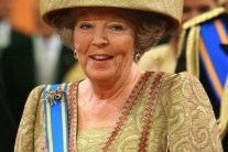 Holandská kráľovná abdikovala