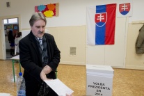 Gyula Bárdos volil prezidenta