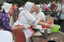 MS vo varení bryndzových halušiek v Terchovej
