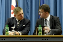 premiér SR Robert Fico a minister zahraničných vec