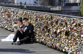 Zaľúbenci sú sklamaní: V Paríži si už lásku nezamknete