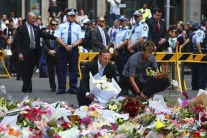 Austrália smúti za obeťami rukojemníckej drámy