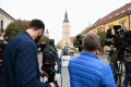 Volebný deň v Trnave zatiaľ plynie pokojne a bez problémov