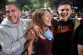 V Belehrade po voľbách čistia ulice od hanlivých politických nápisov
