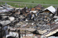 Obyvatelia Stropkova svojpomocne vypratávajú lokalitu po požiari