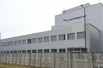 Nová výrobná hala spoločnosti Versaco v Hnúšti