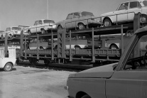 Archívne fotografie automobilov z 50-tych, 60-tych