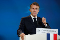 Macron: Nič neospravedlňuje násilie počas protestov