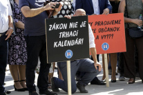 Protest Združenia miest a obcí Slovenska pred Úrad