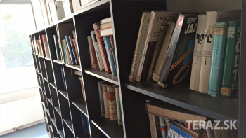 V Galérii Jabloň v Prievidzi otvorili Bádateľskú knižnicu
