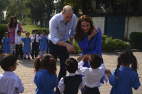 Britský kráľovský pár na návšteve Pakistanu