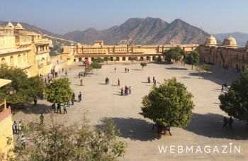 INDIA - JAIPUR: Ženy v pevnosti Amer hrali o priazeň maharadžu šach