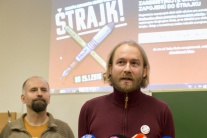 Brífing štrajkového výboru Iniciatívy slovenských 